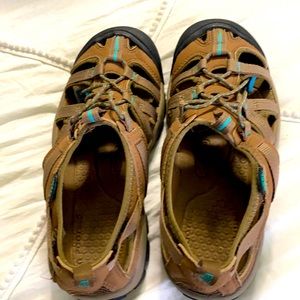 Keen washable sandals